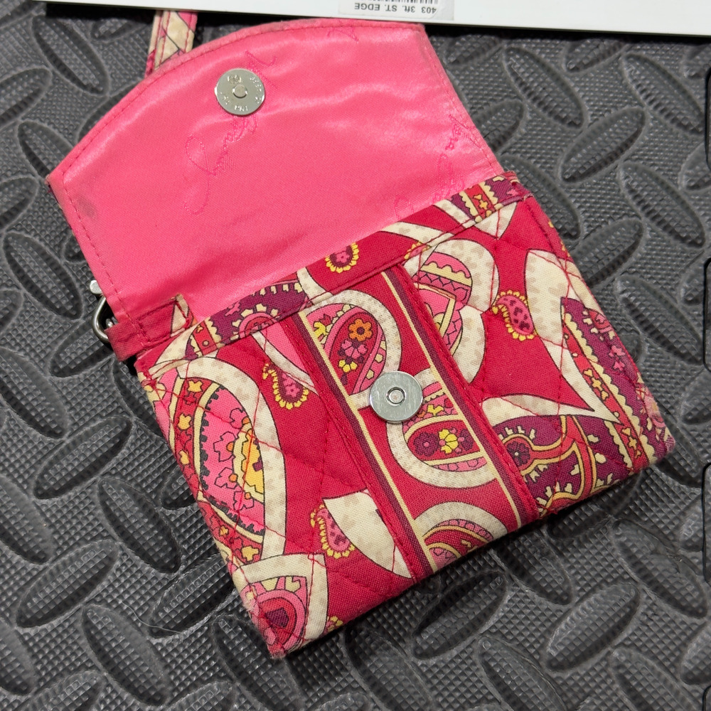 Vera Bradley Wristlet Purse Women's Red Pink Paisley ID Pocket Strap Wallet USED - Picture 4 of 11